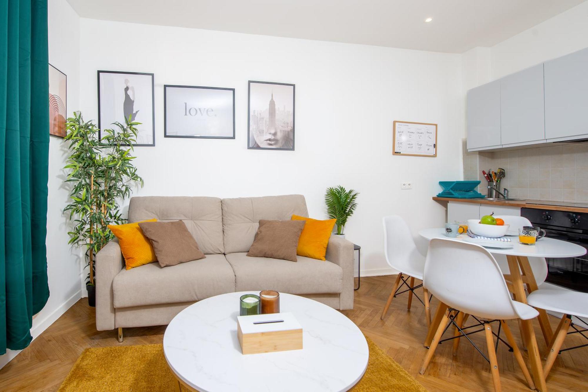 #34 2p Raimbaldi Central 2balconies / Ac & Wifi Nizza