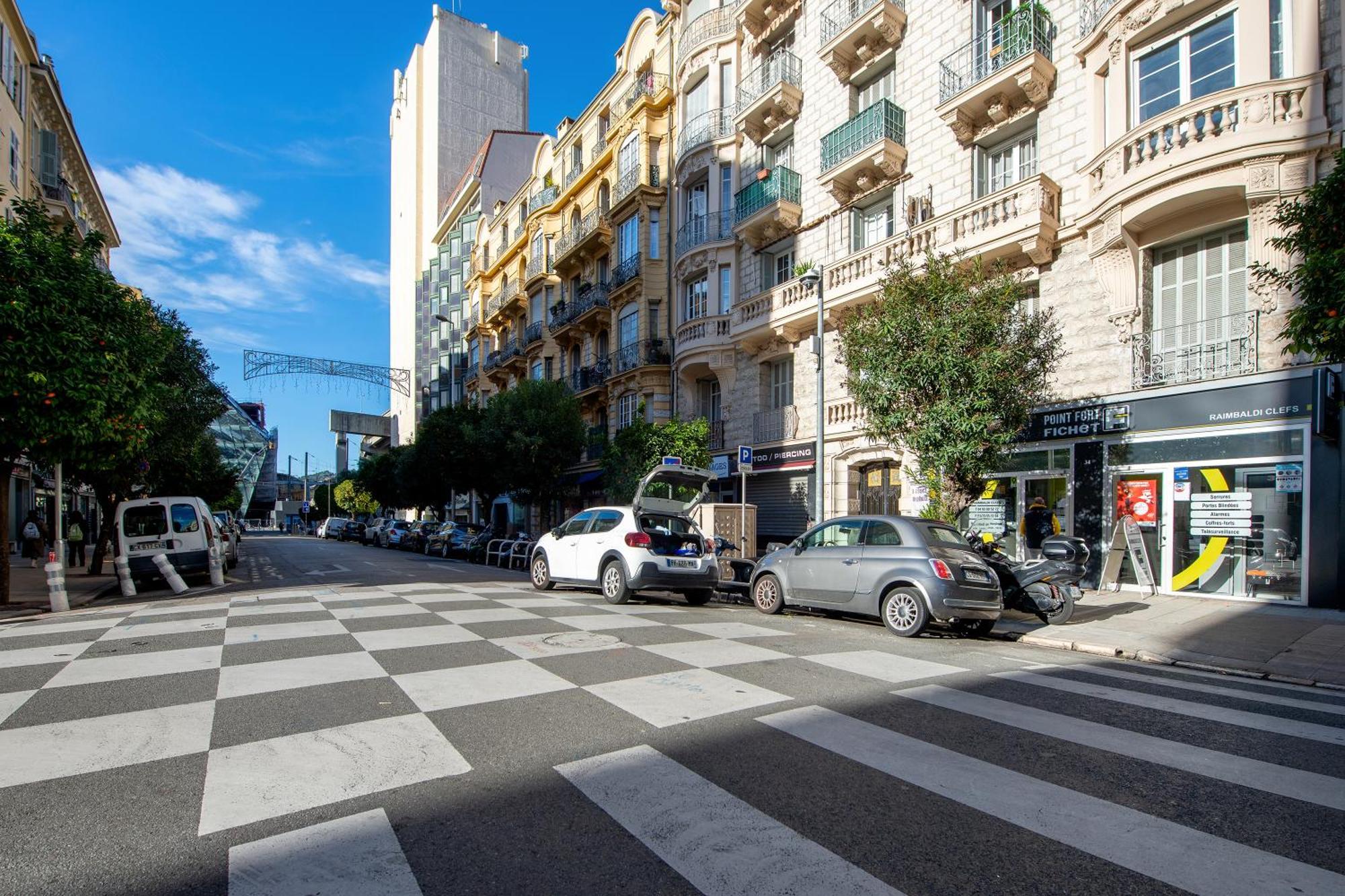 #34 2p Raimbaldi Central 2balconies / Ac & Wifi * Nizza